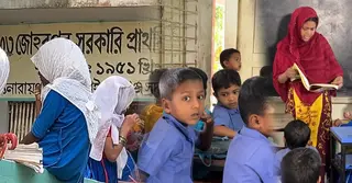 ‘প্রক্সি শিক্ষক’ দিয়ে চলছে চাঁপাইনবাবগঞ্জে প্রাথমিক স্কুলের পাঠদান